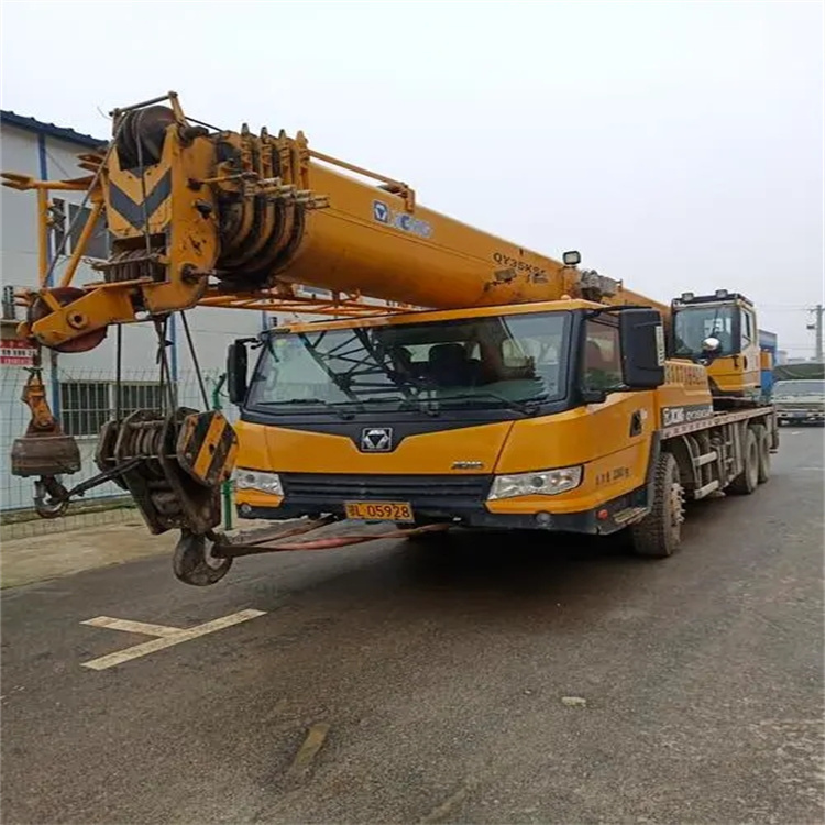 枣阳吊车出租保险：全面覆盖，安全无忧