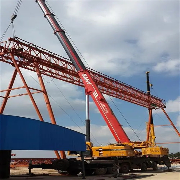 枣阳专业提供吊车租赁